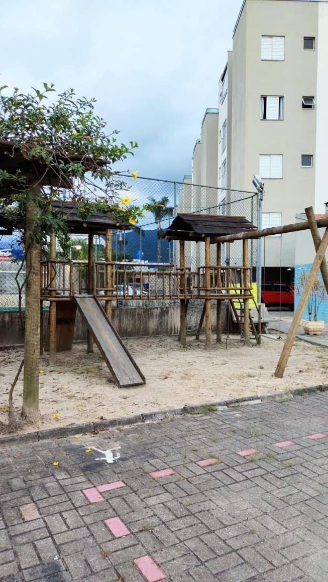 Ferienwohnung Apartamento Com Piscina Churrasqueira Em Ubatuba Exterior foto